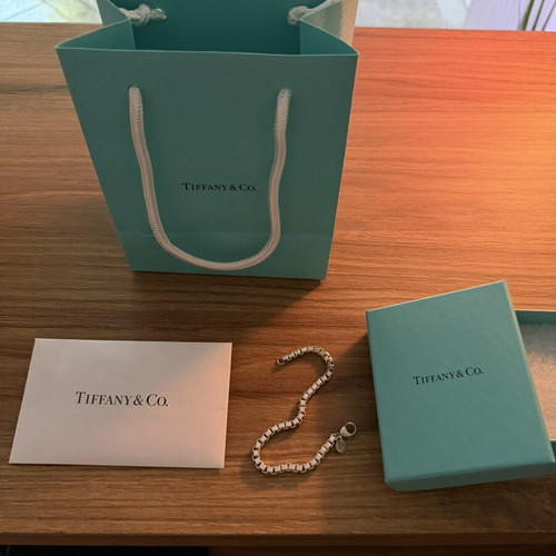 Tiffany Venetian Link Bracelet like new, silver