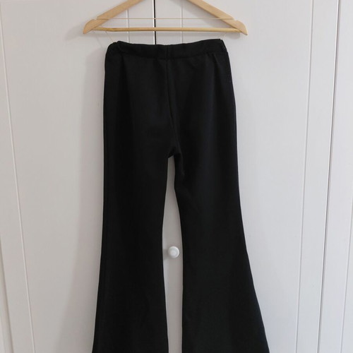 Women's black flare pants like new