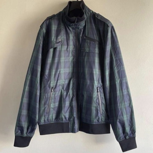 Bershka Jacket 00s Extra Large (XL) like new, black and green