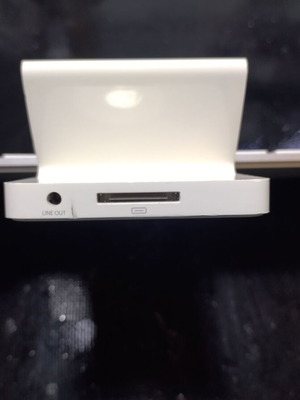 IPad Dock Keyboard A1359 used