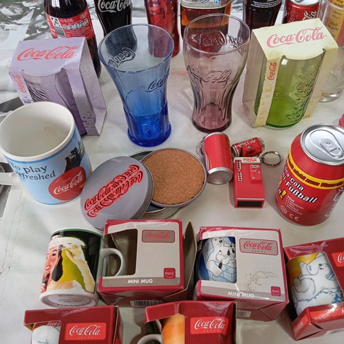 Coca-Cola collection new, 51 collectible pieces
