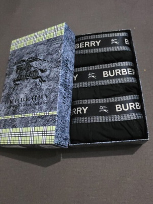 Burberry мъжки боксерки нови, размер L, комплект от 3
