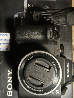 Sony a7ii φωτογραφική μηχανή σαν καινούργια με φακό 24-240