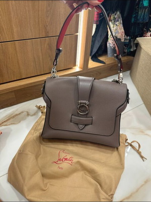 Christian Louboutin Rubylou Μεσαία Τσάντα Καινούργια Με Ετικέτες, Γκρι