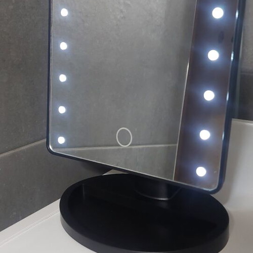 LED makeup mirror with adjustable lights and stand