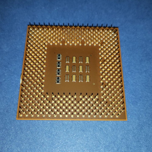 AMD Athlon XP AX17000MT3C processor like new, Socket A