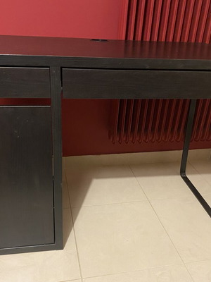 Ikea desk, black