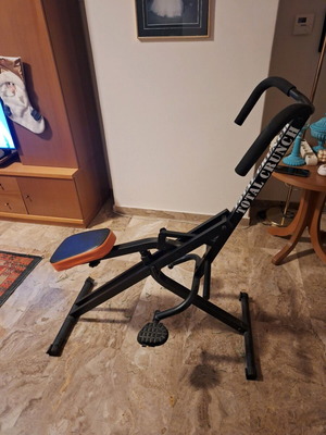 Total Crunch fitness equipment like new