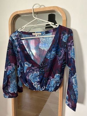 Vassia Kostara crop top like new, multicolor, size S