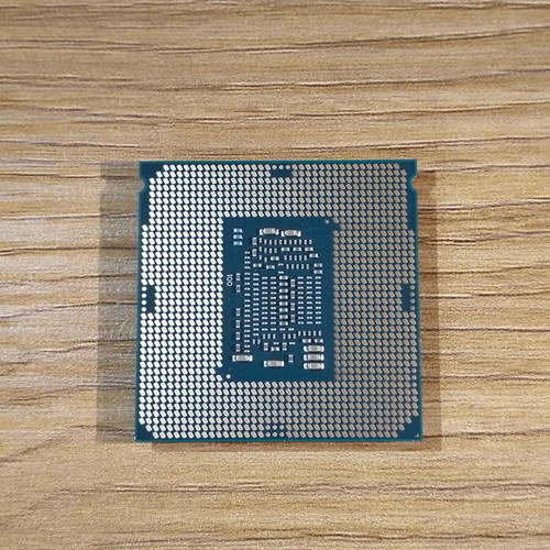 Intel Core i3-9100 επεξεργαστής μεταχειρισμένος με ψύκτρα για Socket 1151 rev 2