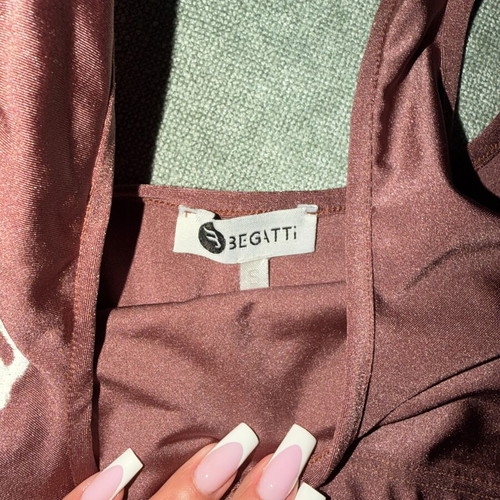 Begatti sports set like new, size Small, pink