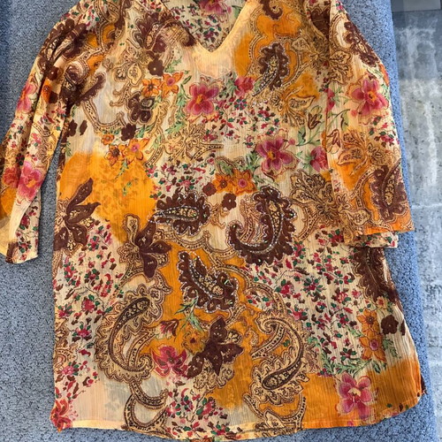 Blouse dress used size M for the sea