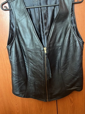 Γυναικείο δερμάτινο γιλέκο καινούργιο, χειροποίητο, μαύρο