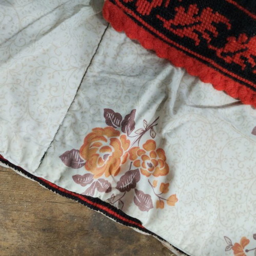 Embroidered rugs used, 2 pieces 110x59 cm, cross stitch