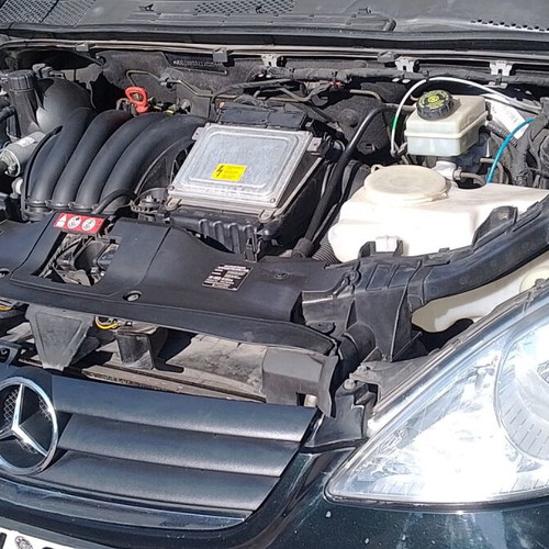 Mercedes Benz A170 classic used with gas and petrol 1700 cc