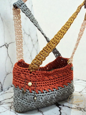 Handmade knitted shoulder bag new, gray and brick colors