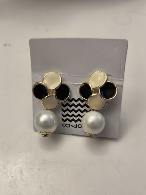 Modern earrings with black and white enamel and faux pearl, new
