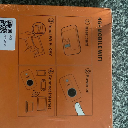 Wi-Fi poket New in box with support for all SIM cards