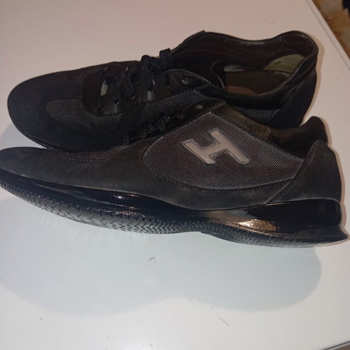 Hogan sneakers size 11 (45) like new, black
