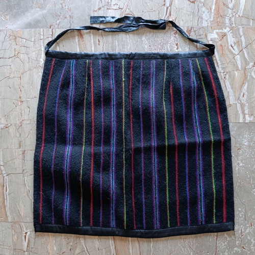 Traditional apron with vertical stripes like new