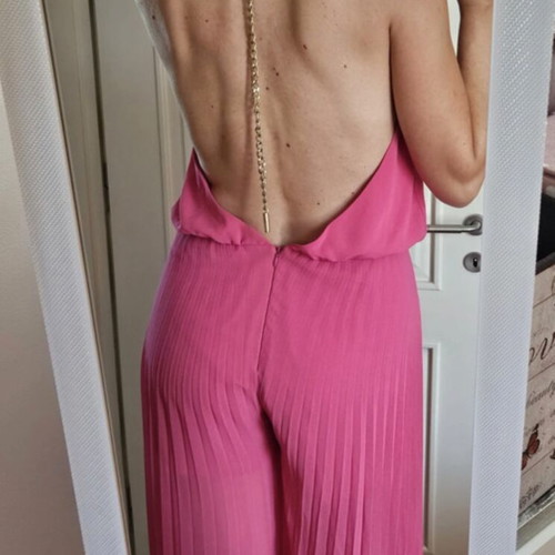Zini Boutique pleated backless jumpsuit with gold chain, size L