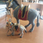 Table decorative donkeys like new