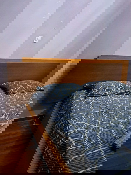 Спалня с матрак 180x200