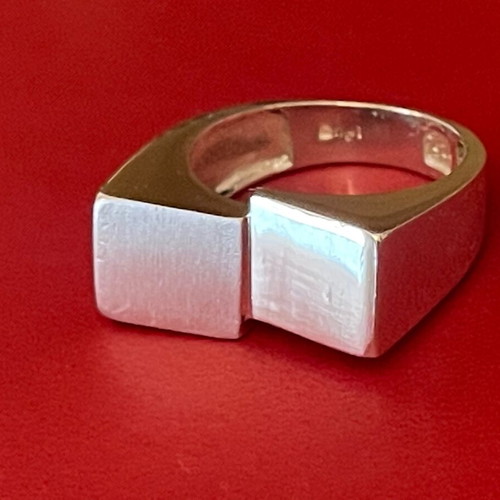 Silver 925 ring solid 8g size 58-59 vintage like new