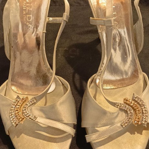 Gilda silver shiny sandal used size 39
