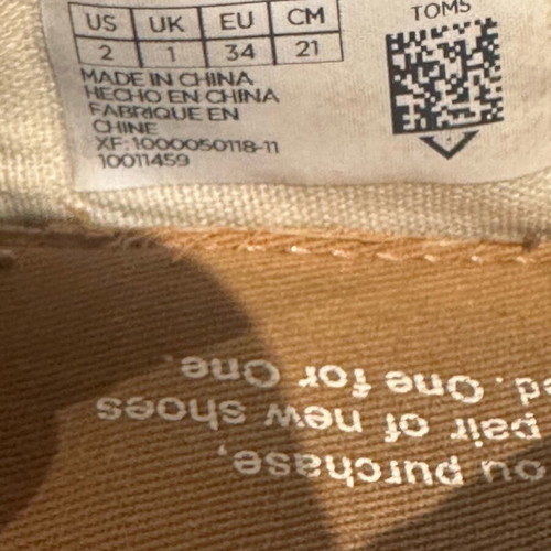 TOMS children's espadrilles size 34 used, beige with embroidered design