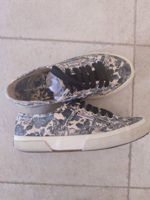 Superga νο40