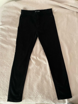 Black high-waisted skinny pants Stradivarius like new size 38