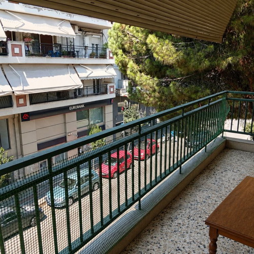 Apartment 125 m² in Thessaloniki Ampelokipoi, furnished with balcony and security door