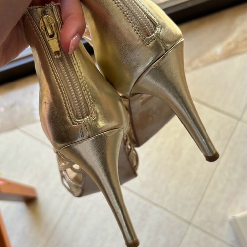 Exe leather sandals gold like new, size 36