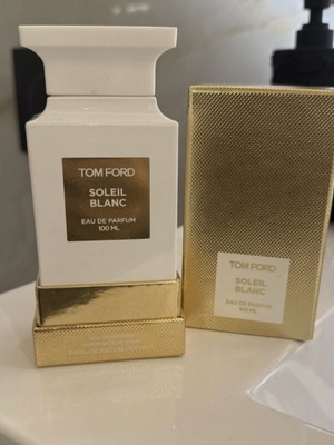 Tom Ford Soleil Blanc perfume bottle like new with box