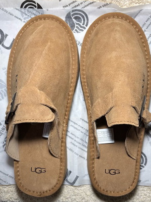 UGG GoldenGlow platform sandals brand new, chestnut color size 42