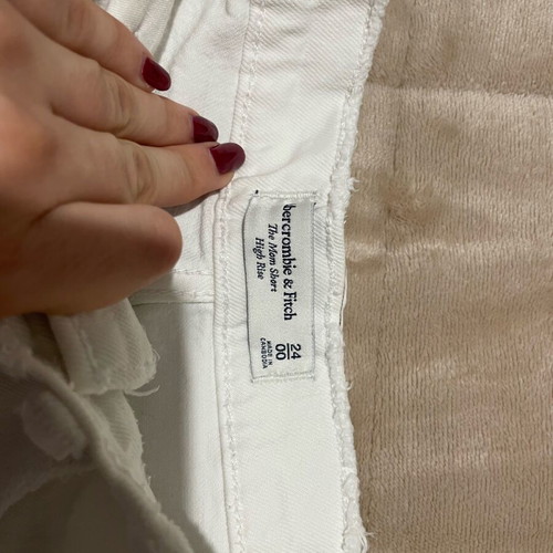 Abercrombie white shorts like new, size XS
