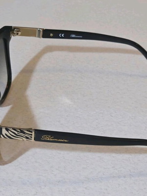Blumarine sunglasses like new, black, made in Italy