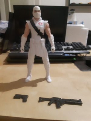 GI Joe ARAH Cobra Storm Shadow figure like new, 24cm
