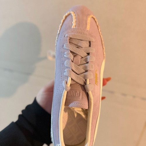Puma women's athletic shoe new purple size 38.5