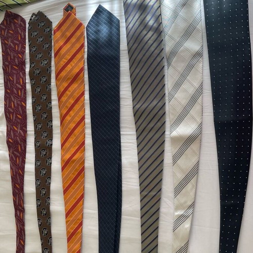 Branded men's ties like new, rich collection