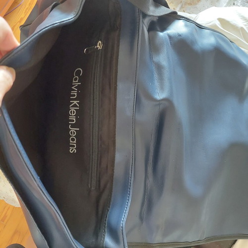 Calvin Klein messenger bag like new, dark blue crossbody