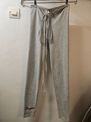 Sunsetgo lovers leggings like new, one size, gray with belly tie