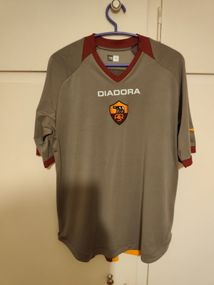 Roma Italy football jersey, size M, authentic