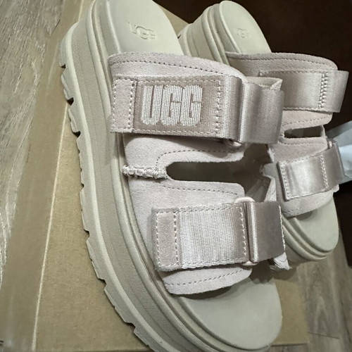 Ugg leather platform sandals size 39, pink