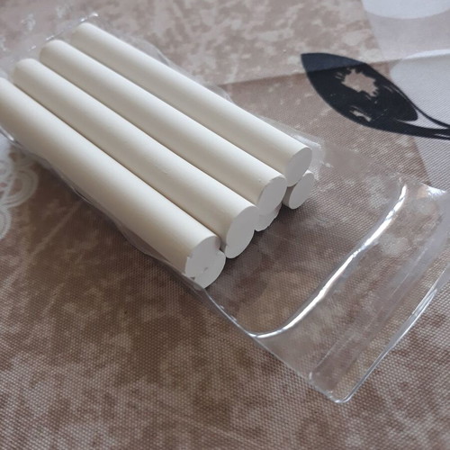 Mungyo White Chalks Pack of 8 Like New