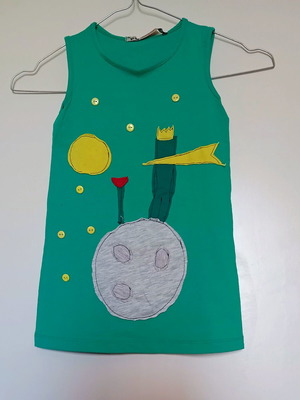 Simple dress with Little Prince design like new, size 1