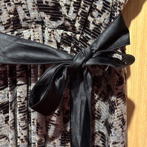 Attrattivo velvet dress like new, gray multicolor size M