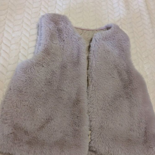 Zara kids vest like new, size 1-3 years