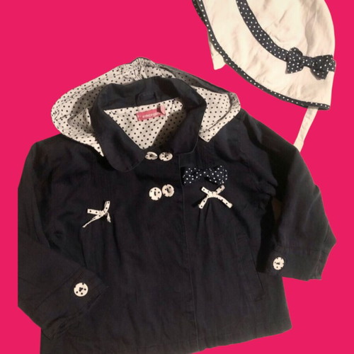 Official set of 2 cotton mandou and hat for 12-18 months, like new